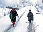 Ladakh region frozen, biting cold in Kashmir