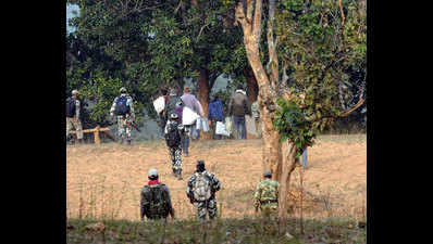 Lohardaga bypoll peaceful despite Maoist boycott