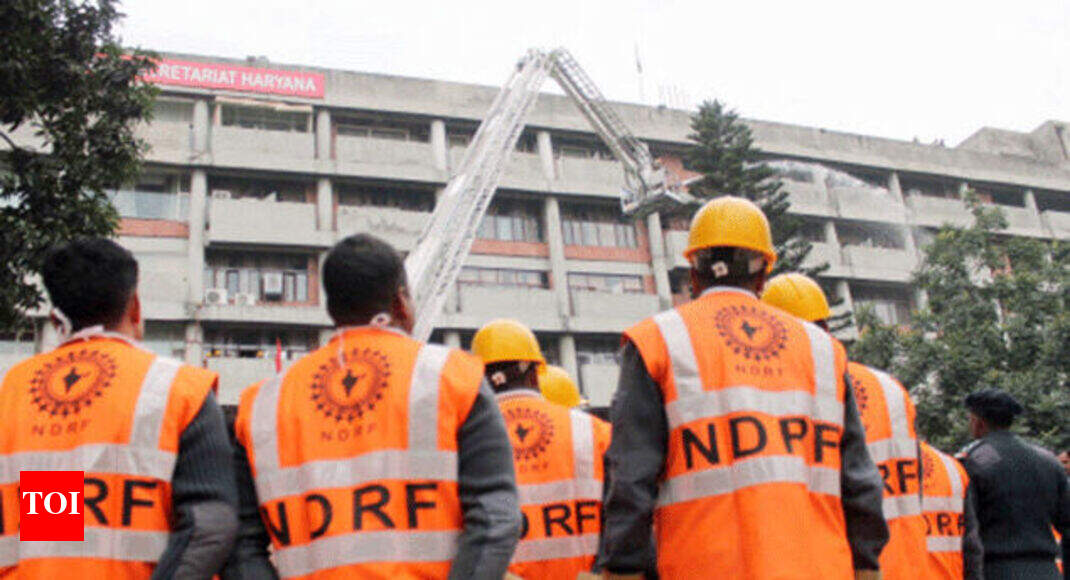 ndrf-trains-ncc-girl-cadets-to-minimize-loss-during-disasters-india