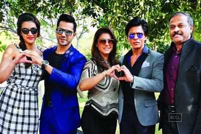 SRK, Kajol, Varun and Kriti charm with Silvostyle-Dilwale bracelets, by  Trendinn