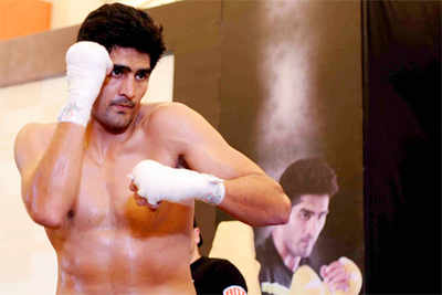 Vijender Singh registers third straight win in pro boxing