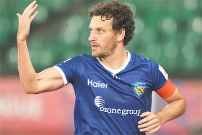 ISL: Elano detained at police station, flies for Brazil post bail