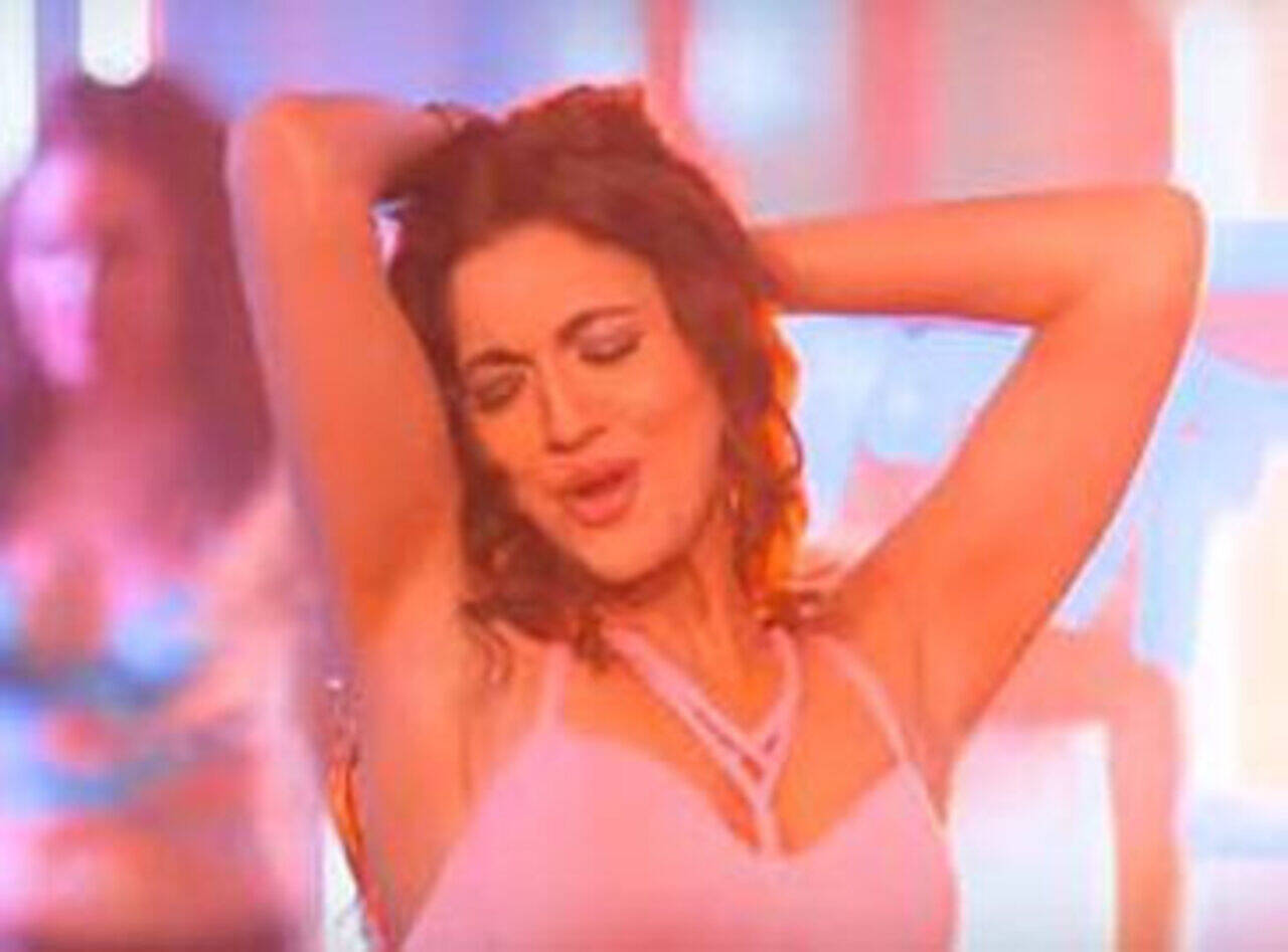 Kyaa Kool Hai Hum 3: Gauhar Khan sizzles in Jawaani ledoobi | Hindi Movie  News - Bollywood - Times of India