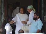 Celebs attend Sadhana’s funeral