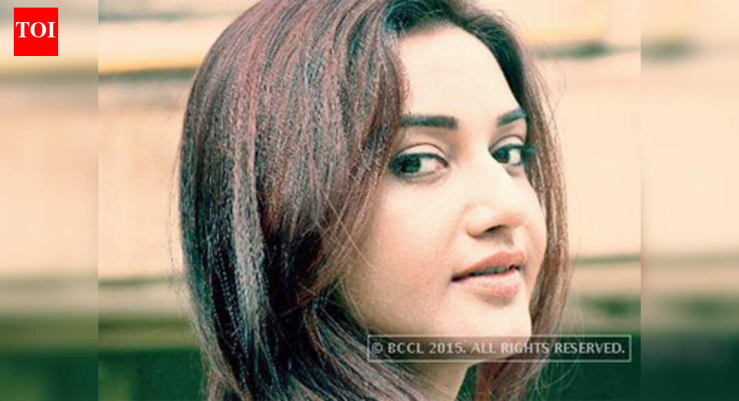 Rati returns to TV in a negative role