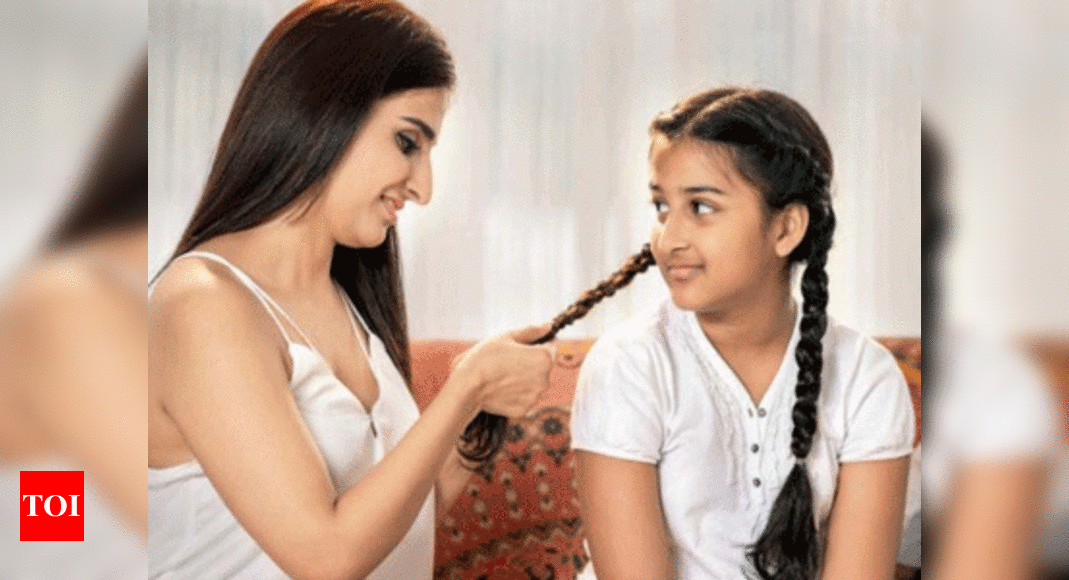 Tips to reduce hair breakage this winter - Times of India
