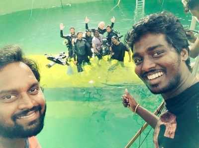 An underwater stunt sequence in Theri