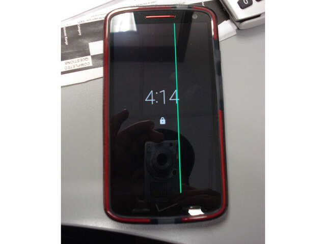 Motorola Droid Turbo 2 Users Report Green Line On Screen Latest