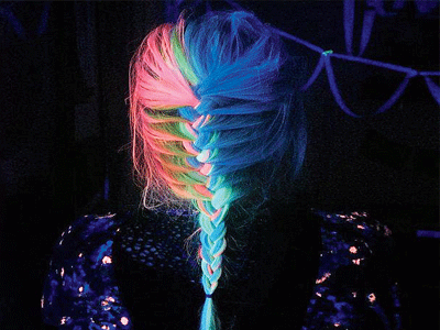 Glow-in-the dark hair dye makes an impact - Times of India