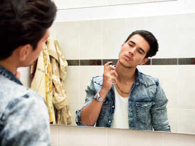 Grooming essentials for men before heading to a party