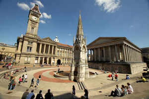 Admiring Birmingham&rsquo;s iconic buildings
