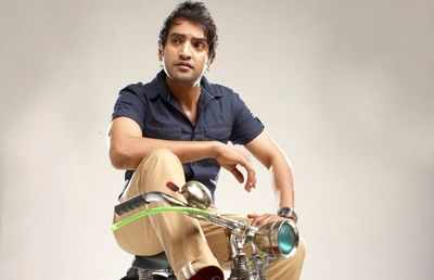 Santhanam to learn how to chop veggies