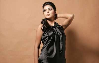 Poorna is the lead in the sequel to Manal Kayiru