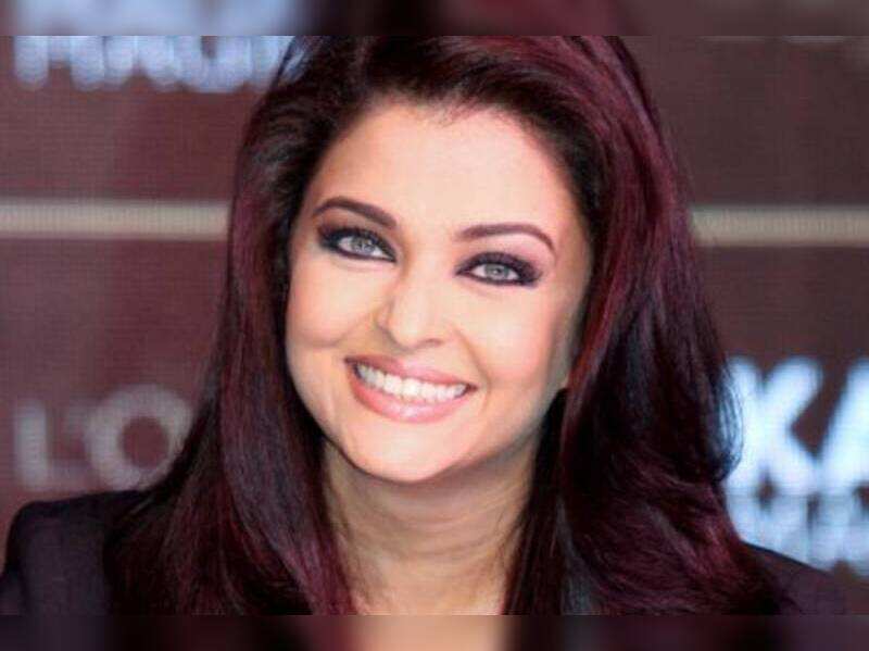 Aishwarya Rai Bachchan performs crucial scene for 'Sarbjit' without cuts | Hindi Movie News - Times of India Aishwarya Rai Bachchan performs crucial scene for 'Sarbjit' without cuts | Hindi Movie News - Times of India