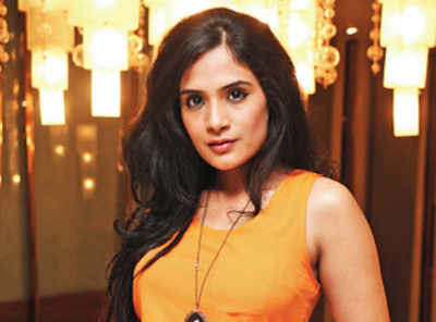 Richa gears up for her first Bhangra song