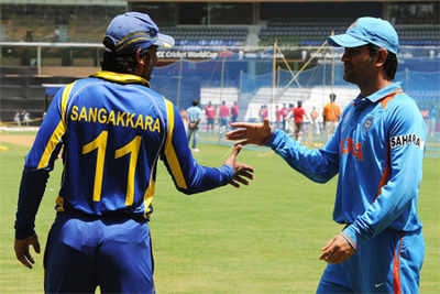 Dhoni knows best when to give up captaincy: Sangakkara