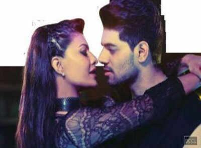 Love at first sight for Sooraj Pancholi and Jacqueline Fernandez