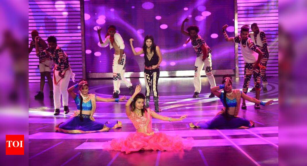 Bigg Boss contestants perform on grand finale Times of India