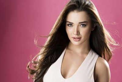 Why was Amy Jackson in London?