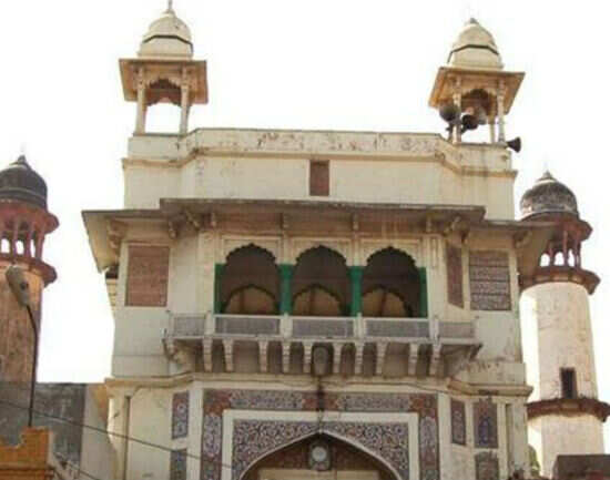 Visiting the Jama Masjid