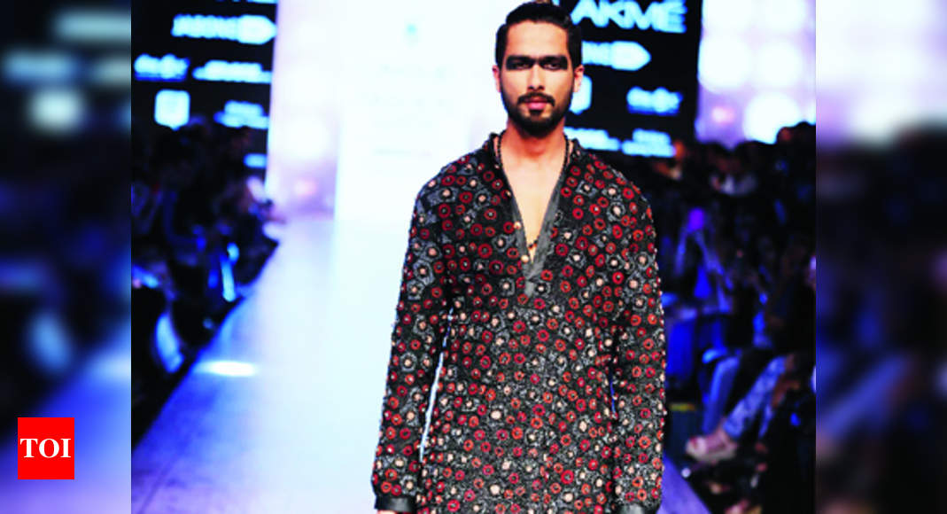 This Ranveer Singh floral suit should be your next big menswear