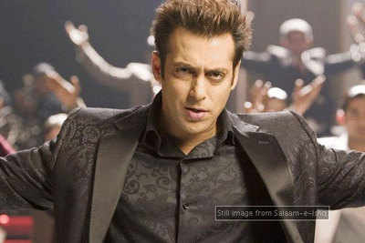 Salman Khan slaps his bodyguard?