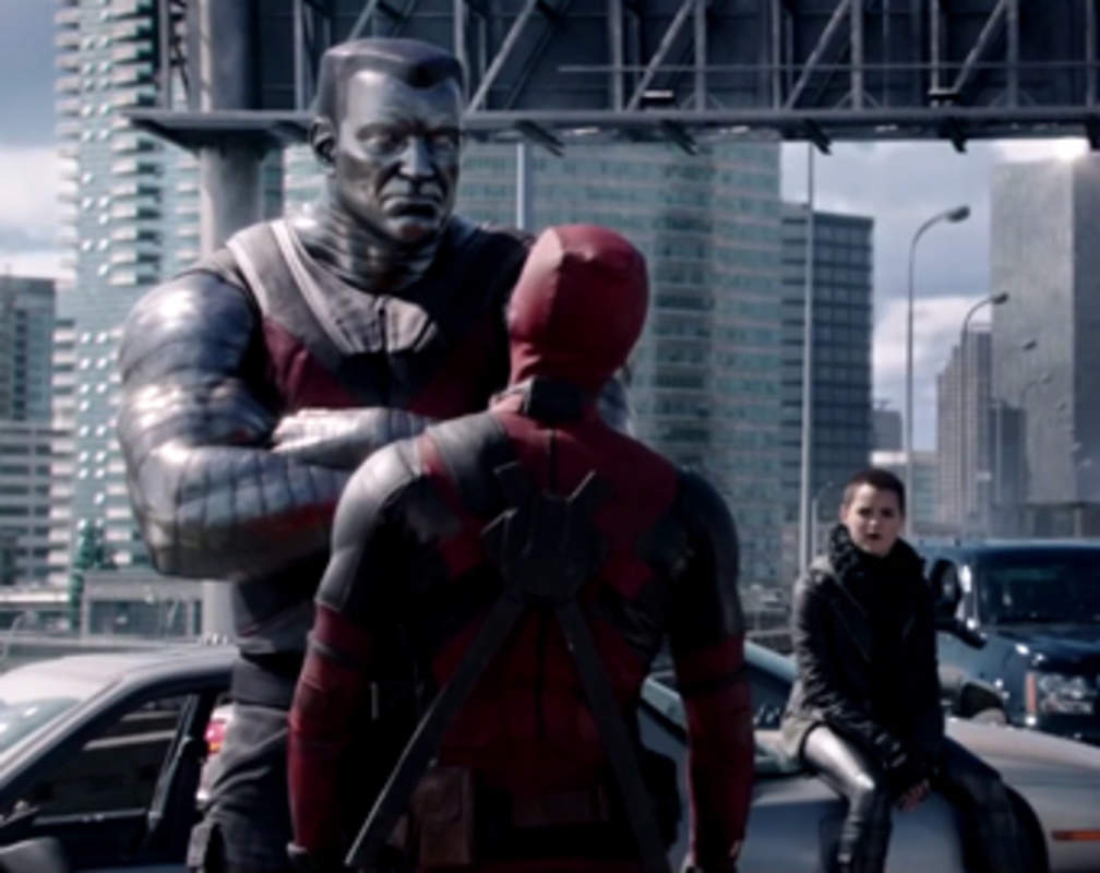 
Deadpool: Colossus throwing that tire, tho!!!
