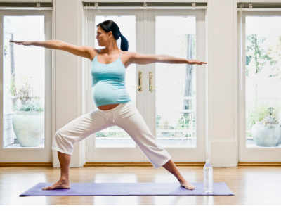 A pregnant woman sitting in a yoga pose Image & Design ID 0000113353 -  SmileTemplates.com