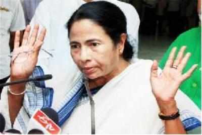 Mamata showers Rs 1500 crore sops on state workers