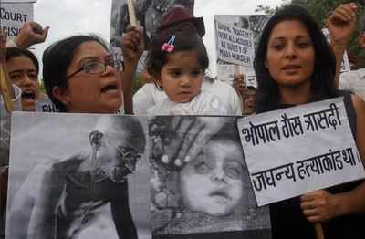Bhopal gas tragedy: 7 accused to face 3800 murder charges