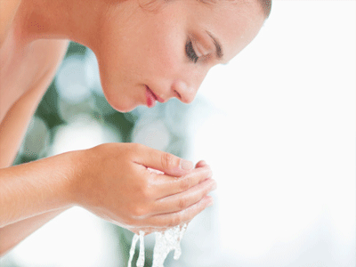3 benefits of washing face with cold water