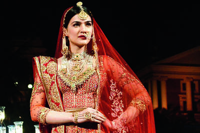 Tarun Tahiliani showcases his collection at The Wedding Times Fashion Fiesta in Hyderabad