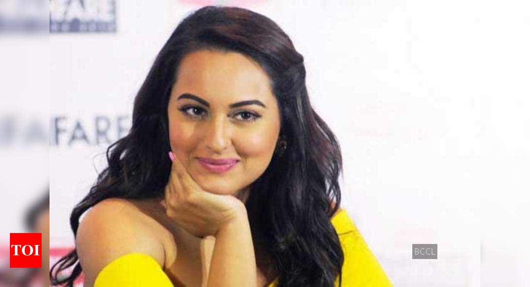 Sonakshi Sinha Scared Of Reading Through Her Fathers Biography Hindi Movie News Times Of India