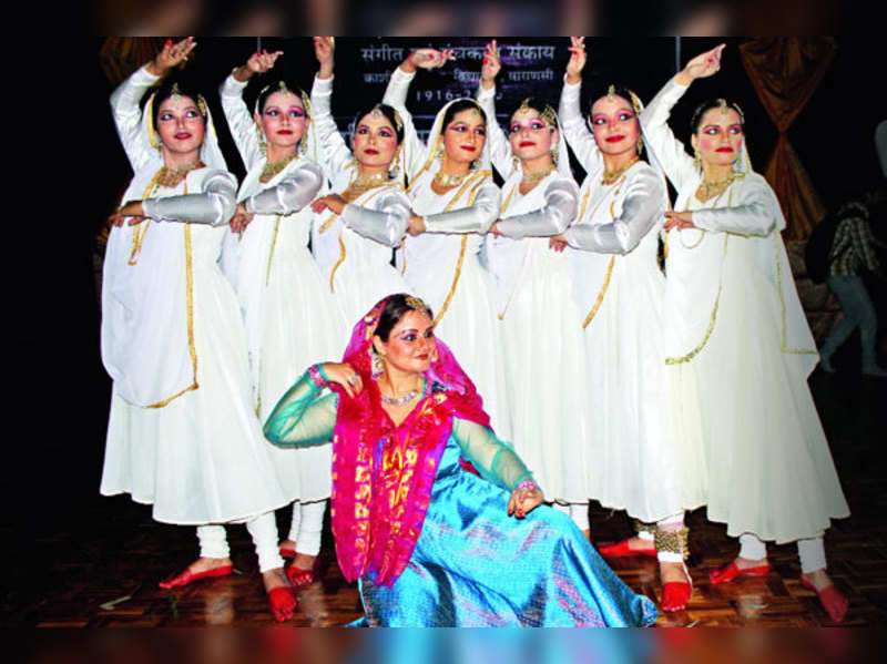 Centenary Celebrations Of Banaras Hindu University Held In Varanasi ...