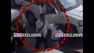 Watch: Shiv Sena member assaults female traffic cop