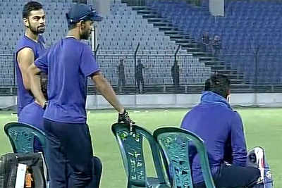 Asia Cup: India, Pakistan players practice together, but skip pleasantries