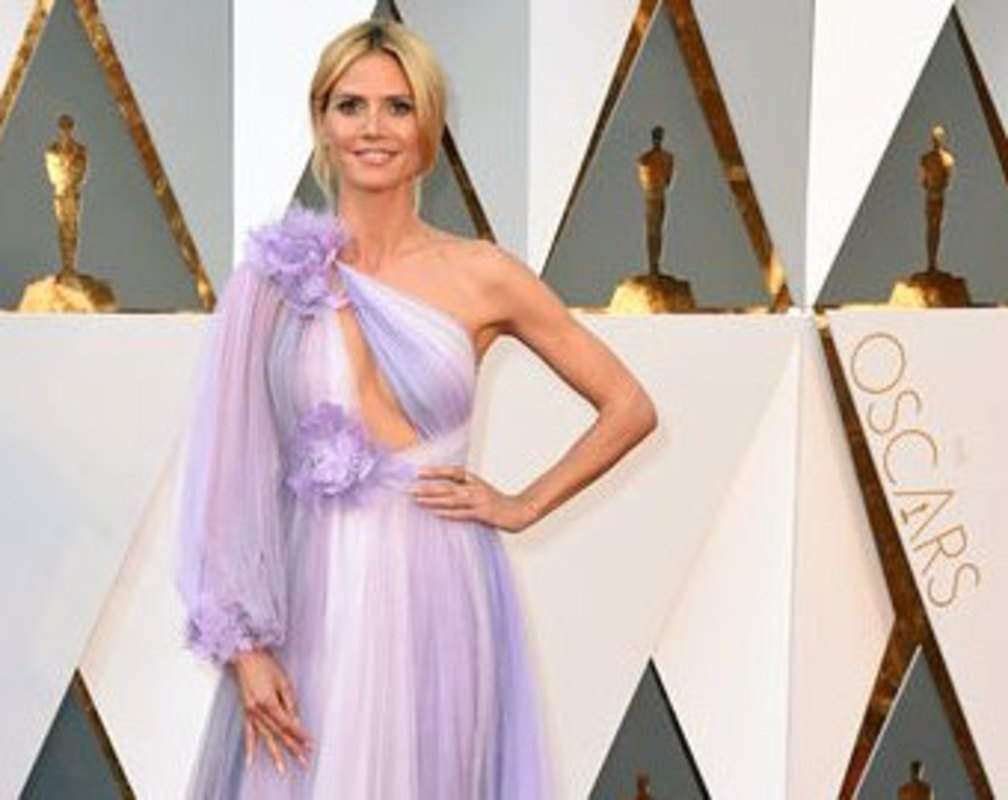 
Oscars 2016: Heidi Klum, Olivia Munn, Isla Fisher dazzle at the red carpet
