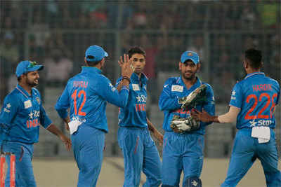 Asia Cup: Lively tracks leave Dhoni fuming