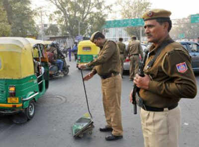 Security beefed up in Delhi, Gujarat after terror alert