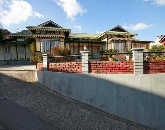 Go for these pocket&ndash;friendly mid&ndash;budget hotels in Shillong