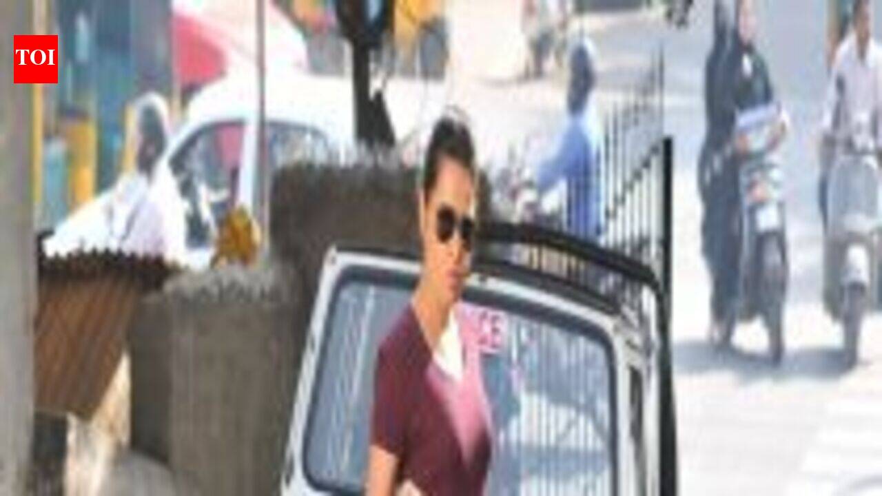 Bullet Rani Movie Review {2/5}: Critic Review of Bullet Rani by Times ...