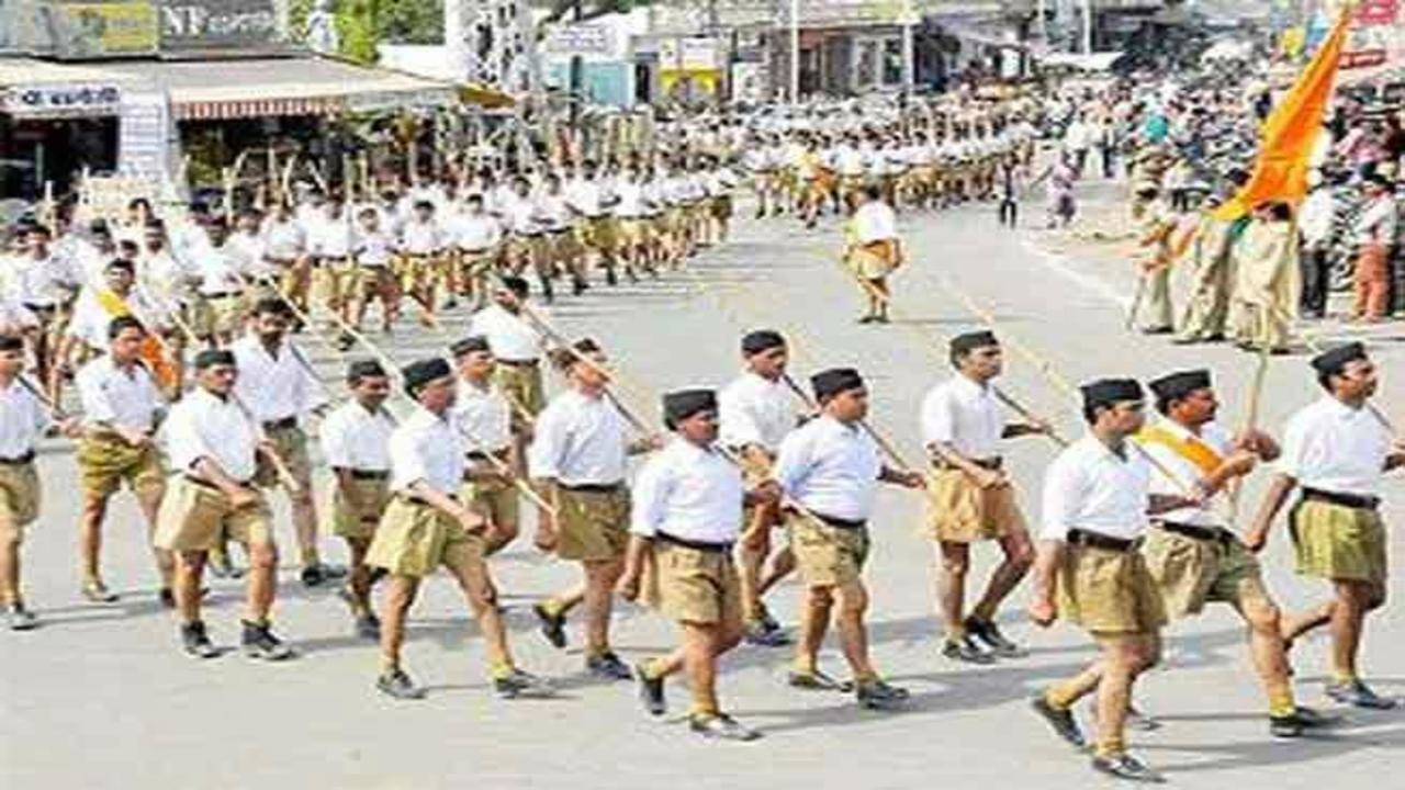 From Khaki Shorts to Trousers, RSS Tries to Keep Up With the Times