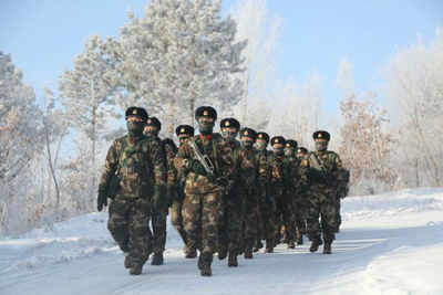 Chinese army spotted along Line of Control in Pakistan-occupied Kashmir, say sources