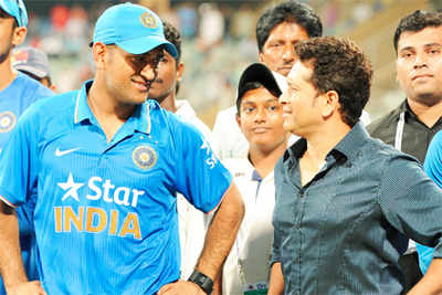 Sound of Dhoni's strokes is good sign before World T20: Tendulkar