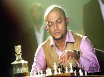 Director Nishikant Kamat goes bald for 'Rocky Handsome'