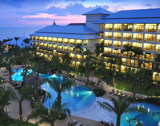 Ravindra Beach Resort & Spa, Pattaya - Get Ravindra Beach Resort & Spa ...