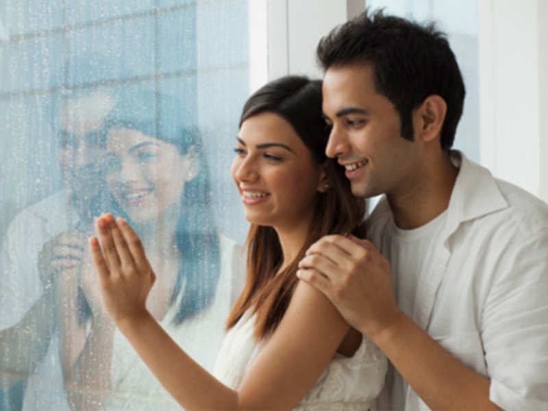 Ideas to make your pre-wedding photoshoot memorable - Times of India