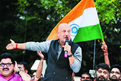Slogans fly left and right in Kher's JNU screening