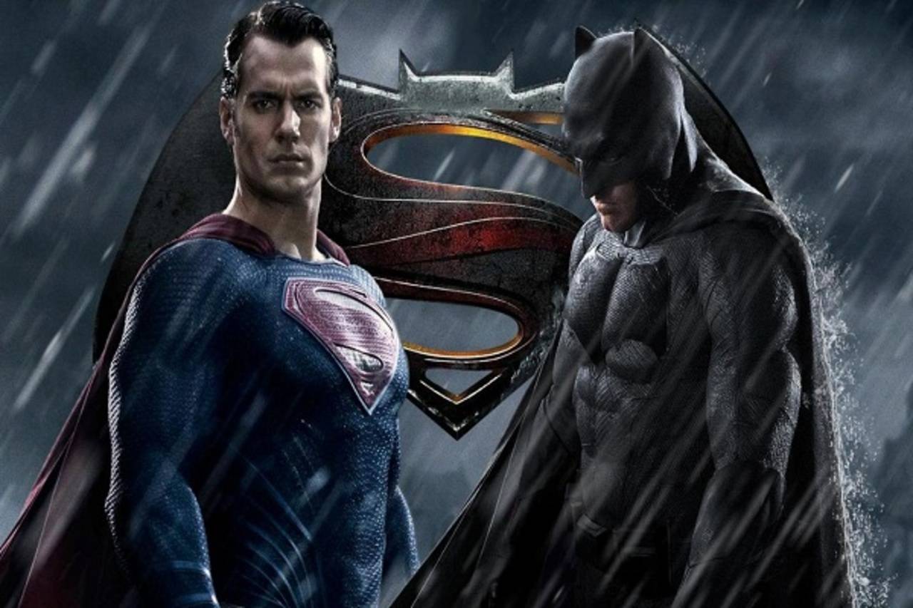 With Ben Affleck Out As Batman, Is Henry Cavill Done As Superman? - Heroic  Hollywood