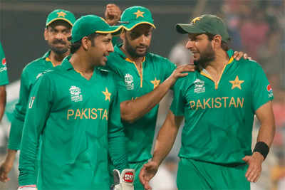 World T20: Inconsistent Pakistan, Australia battle for survival